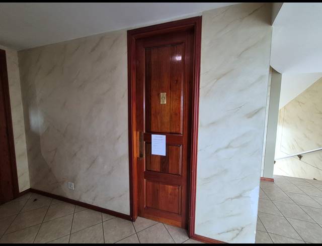 94M² OFFICE TO LET IN BRUMA